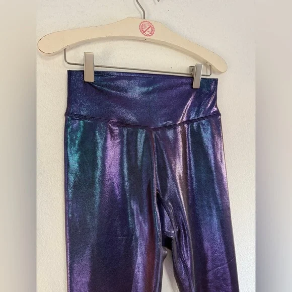 Buff Bunny High Rise Holographic Rebel Leggings Purple Blue Size Medium - Picture 6 of 12